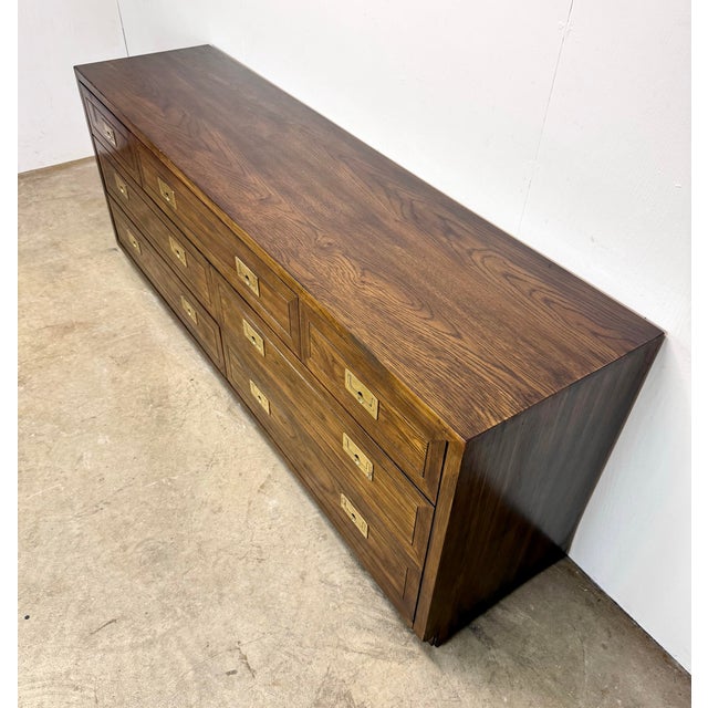 Brown Henredon Scene One Campaign Style 7-Drawer Long Dresser in Oak & Brass For Sale - Image 8 of 12