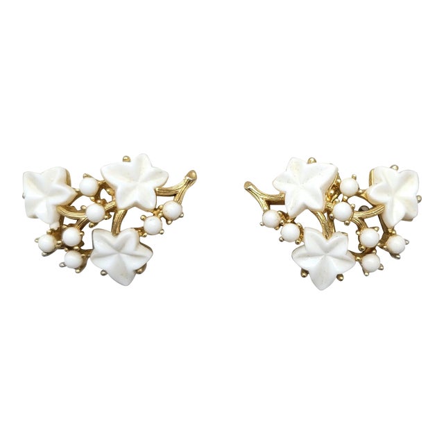 Vintage Signed Trifari White Molded Thermoset Leaves Clip Earrings - 2 Pieces For Sale