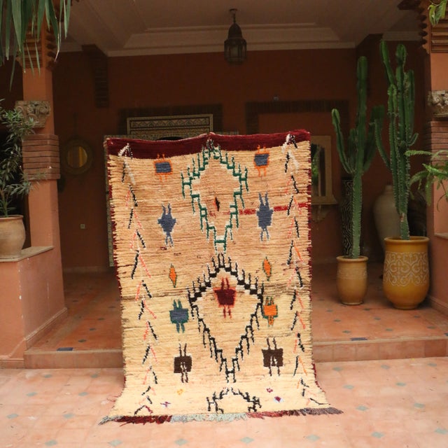 Peach Mid-Century Vintage Moroccan Rug For Sale - Image 8 of 10