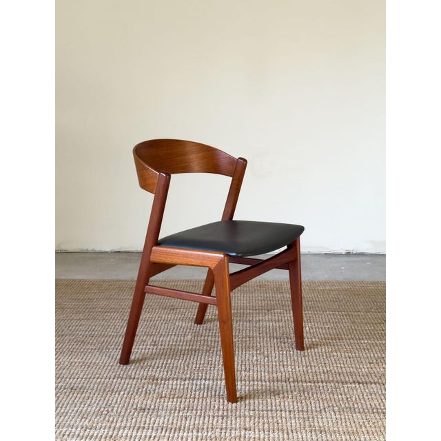 Black Danish Teak Dining Chairs attributed to Erik Kirkegaard for Høng Stole, 1960s, Set of 6 For Sale - Image 8 of 18
