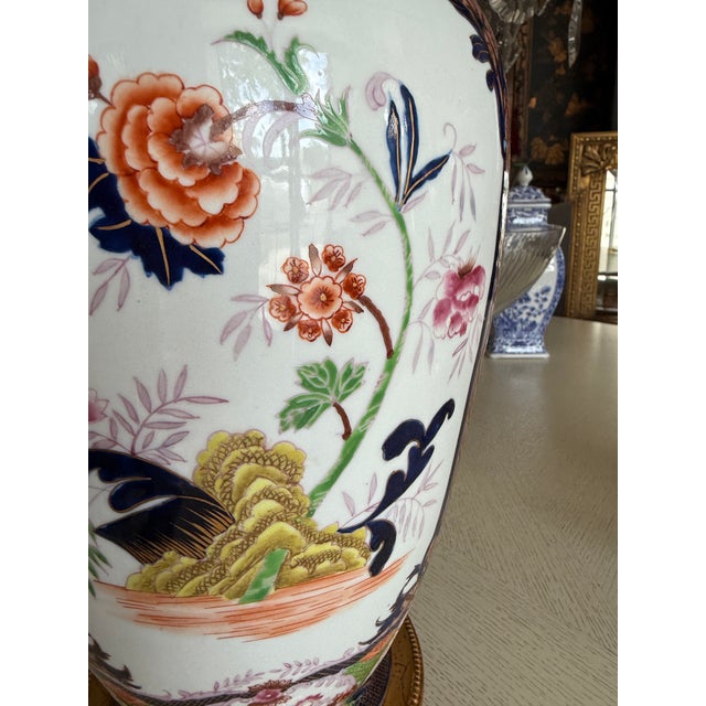 Mid 20th Century Vintage Hollywood Regency Imari Lamps - a Pair For Sale - Image 5 of 16