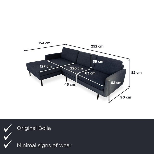 The Bolia Scandinavia corner sofa is a true design classic and the centerpiece of many modern living rooms. In this deep,...