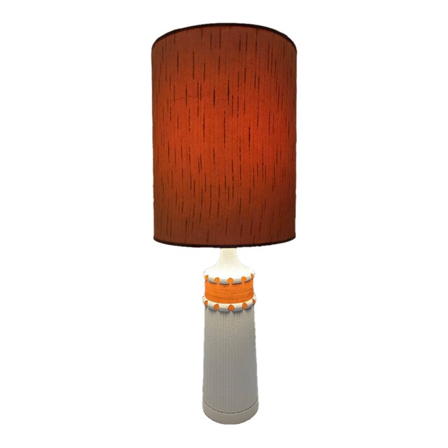 Vintage Mid-Century Modern Ceramic Table Lamp With Original Orange Drum Shade For Sale