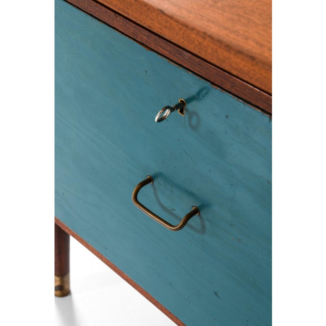 Arne Vodder Desk in the style of Finn Juhl & Arne Vodder Produced in Denmark by Arne Vodder, 1950s For Sale - Image 4 of 16