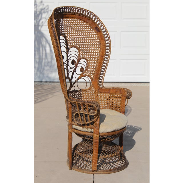 Hollywood Regency Vintage Thai Bohemian Wicker Peacock Chair With Cushion For Sale - Image 3 of 18