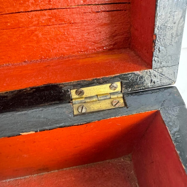 19th Century Inlaid Wood Writing Box Traditional English Inlay Hinged Lid Box For Sale - Image 11 of 12