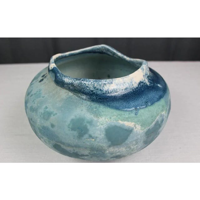 Wonderful studio pottery by Tony Evans for Foss Creek of California. Unmistakable glaze and familiar form, but this piece...