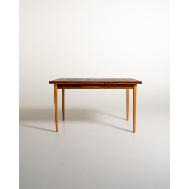 Scandinavian Extendable Oak Dining Table, 1960s For Sale - Image 3 of 11