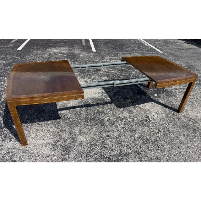 Mid Century Mastercraft Burl Dining Table W 2 Leaves For Sale In Tampa - Image 6 of 11