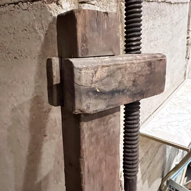 For your consideration, a pair of antique wood clamps .Prior use to build boats Dimensions: Largest 63 L x 5.25 D x 1.25 W...