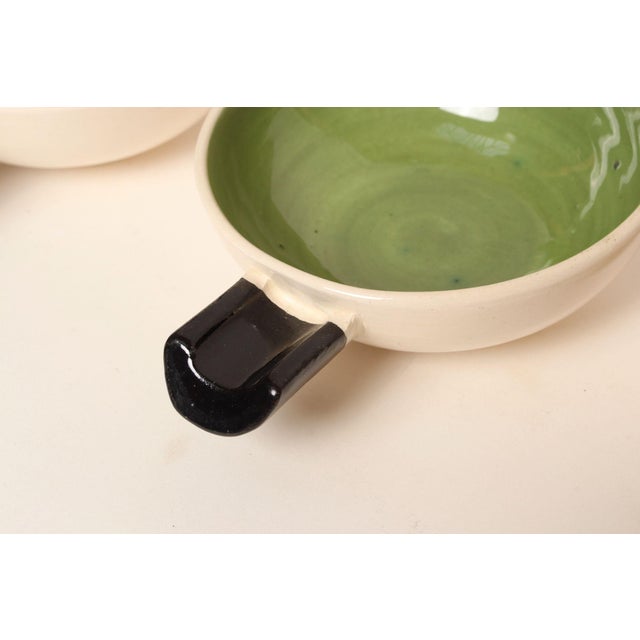 Set of Four Vintage Green and Pink Ceramic Ramekins/Ashtrays by Charles Wilton For Sale - Image 13 of 16
