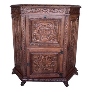 Baroque Spanish Cabinet Bar in Carved Walnut, 1910s For Sale