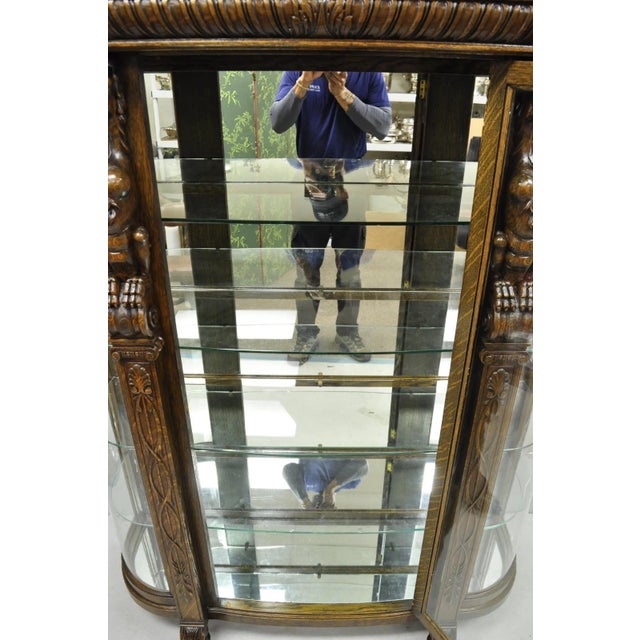 Antique American Empire Tiger Oak Curved Glass China Cabinet W/ Carved Griffins For Sale - Image 11 of 18
