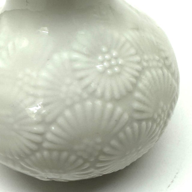 White Textured Ceramic Mid-Century Vase Curation, Made in Germany - Group of 5 For Sale - Image 18 of 18
