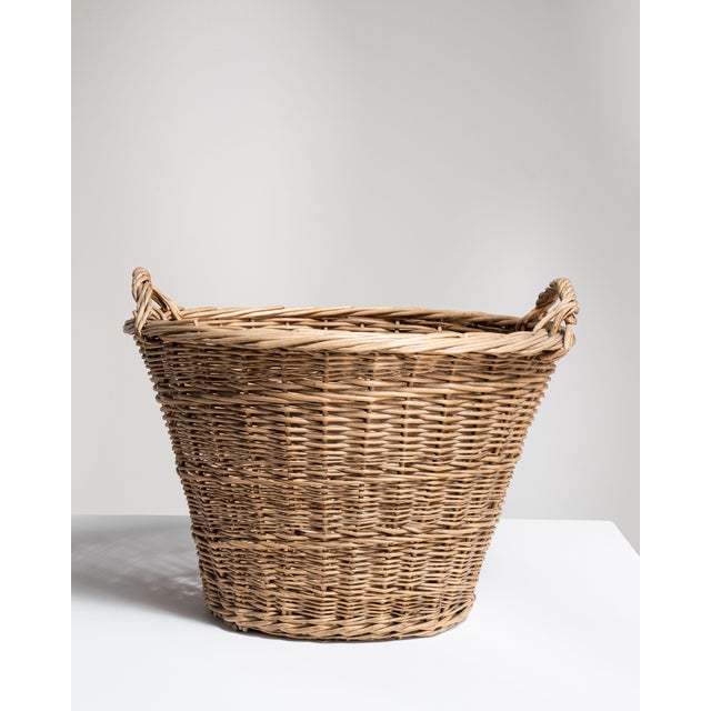 Mid 20th Century France Tan Wicker Basket For Sale - Image 14 of 15