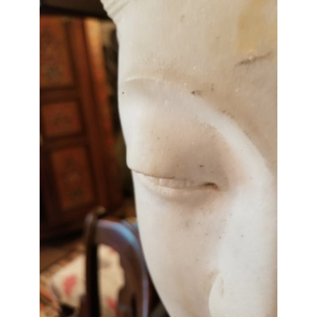 Antique Chinese Female Marble Bust with Black Wooden Pedestal For Sale In Chicago - Image 6 of 12