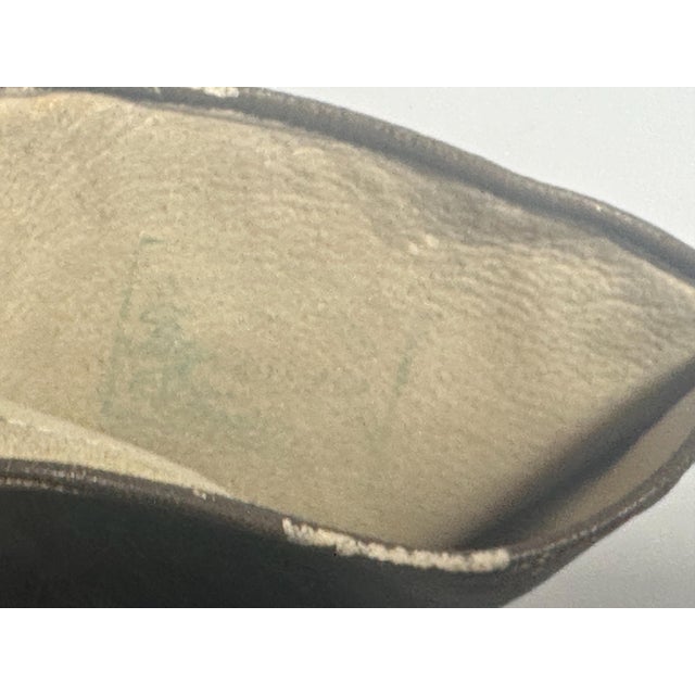 Antique French Leather Kid Gauntlet Gloves size 6 1/2 For Sale - Image 9 of 10