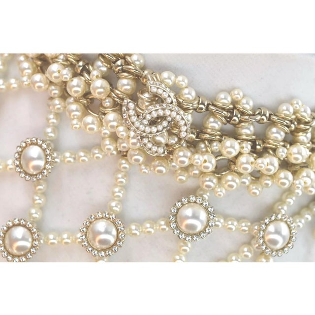 Chanel 2016 Chanel Necklace CC Double C Logo Bib Statement Paris À Rome Runway Faux Pearl Crystal For Sale - Image 4 of 11