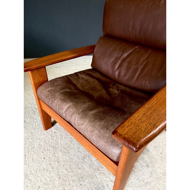 Mid-Century Modern Leather and Teak Lounge Chairs, 1960s, Set of 2 For Sale - Image 10 of 18