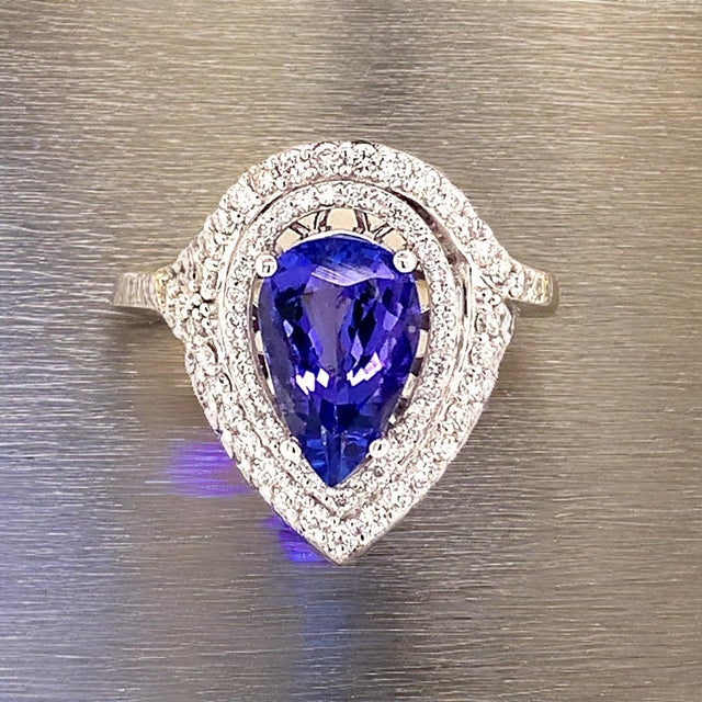 Natural Tanzanite Diamond Ring 14k Gold 4.54 TCW GIA Certified For Sale - Image 4 of 12