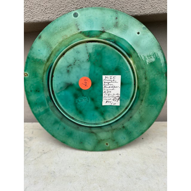 French Majolica Green Plate Rubelles For Sale - Image 4 of 4