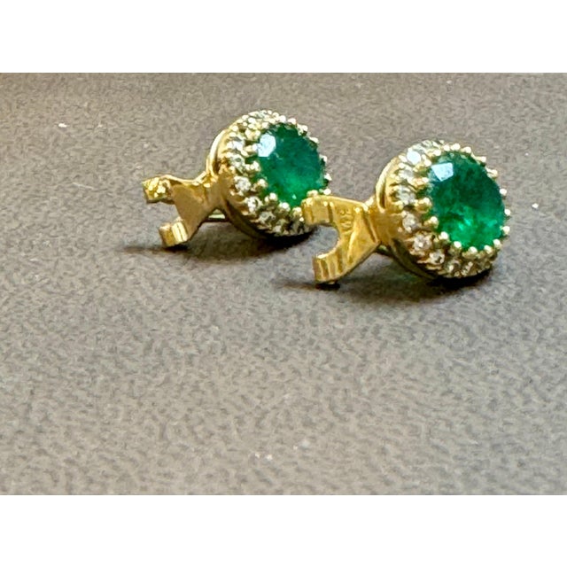 Modern 5 Carat Oval Shape Emerald & 1 Ct Diamond Post Back Earrings 14 Karat Yello Gold For Sale - Image 3 of 8
