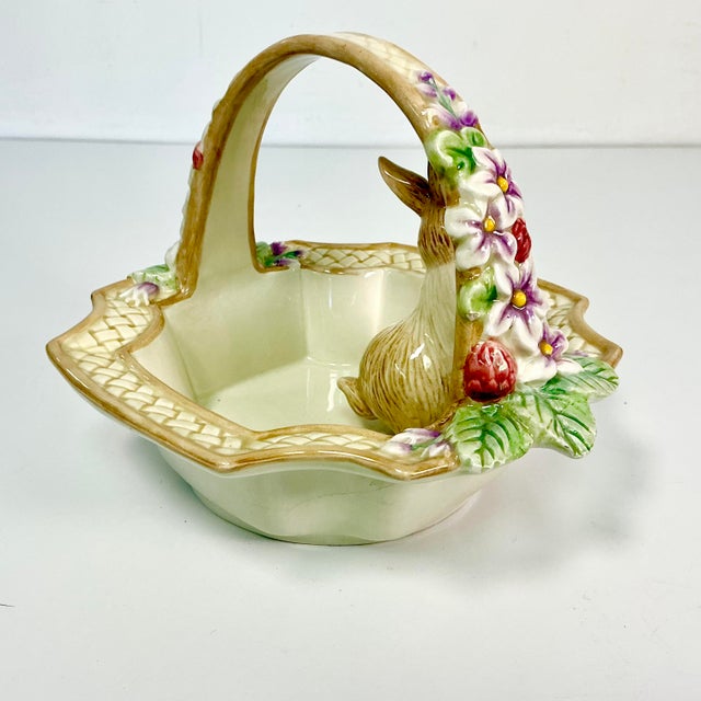 Ceramic 1990s Vintage Hollywood Regency Majolica Flora Bunny Jelly Bean Bowl, Fitz & Floyd Trompe L’Oeil Style For Sale - Image 7 of 14