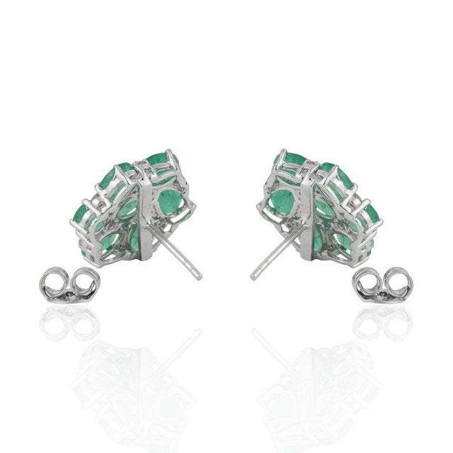 Green 925 Silver 6.21 Ct Emerald and Diamond Floral Cluster Stud Earrings, a Pair For Sale - Image 8 of 12