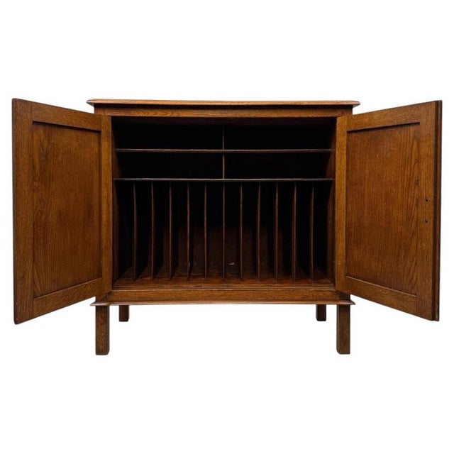 Antique English Edwardian Oak Buffet, 1890s For Sale - Image 4 of 11