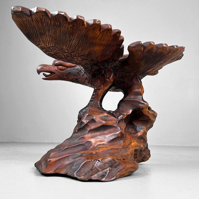 This hand-carved Japanese wooden eagle is a stunning example of Mingei art. Dimensions: Height 29 cm, Width 52 cm, Depth...
