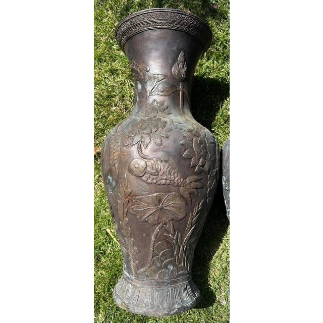Monumental Pair Japanese Meiji Bronze Floor Vases Koi Fish, Lotus Flowers & Lily Pads... For Sale - Image 11 of 18