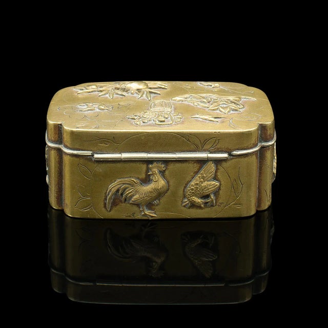 1850s Victorian Small Antique Seamstress' Button Box, Japanese, Brass, Decorative, Edo Period For Sale - Image 6 of 9