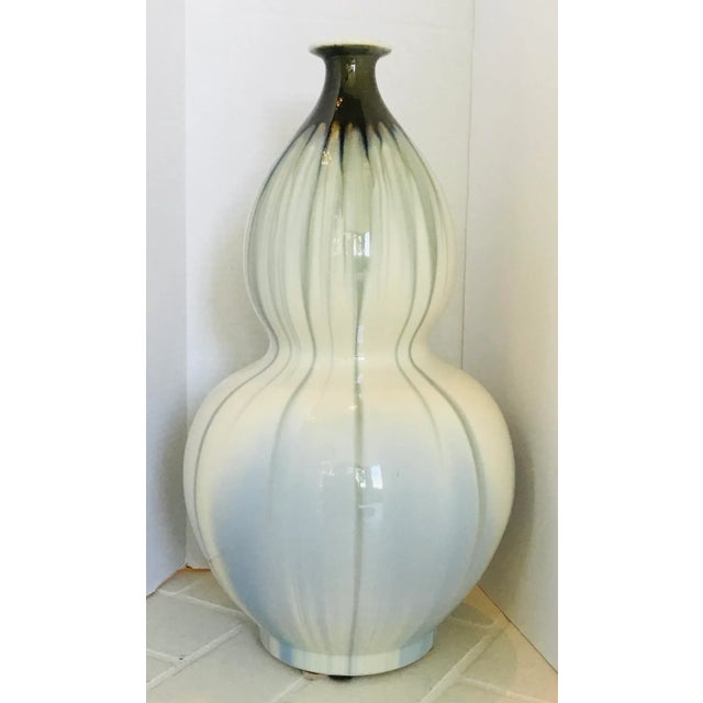 Asian Modern Ivory and Green Reaction Glaze Porcelain Vase For Sale - Image 4 of 4