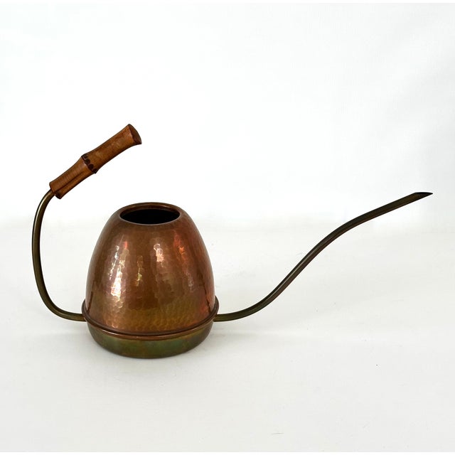 Mid-Century Modern Mid Century Copper and Brass Watering Can With Bamboo Handle For Sale - Image 3 of 16