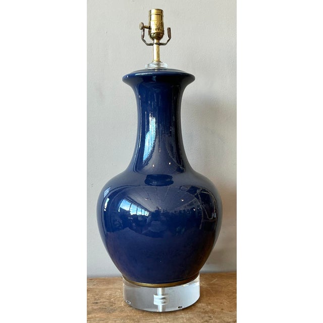 Vintage Regency Glazed Ceramic Bottle Lamp on Lucite Plinth For Sale - Image 4 of 5