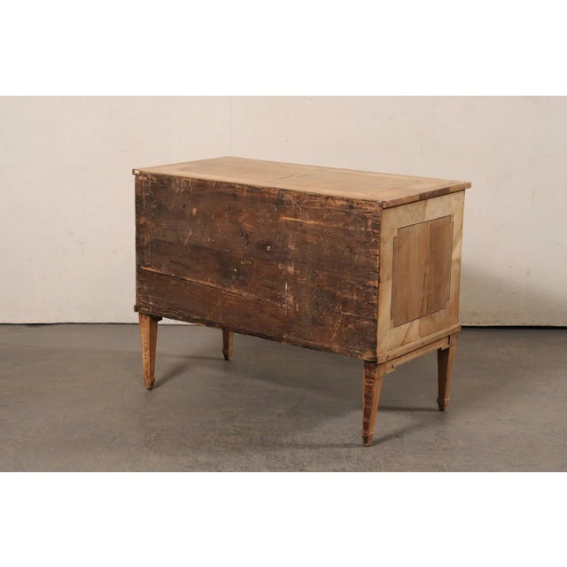 Camel French Antique Raised Chest, Star Inlay Top For Sale - Image 8 of 11