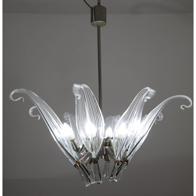 1980s Extraordinary Large Transparent Murano Glass Leaves Chandelier by Franco Luce For Sale - Image 6 of 18