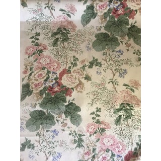 Traditional Lee Jofa Hollyhock Hdb - White/Coral Hand Blocked Linen Fabric - 8 1/2 Yards For Sale