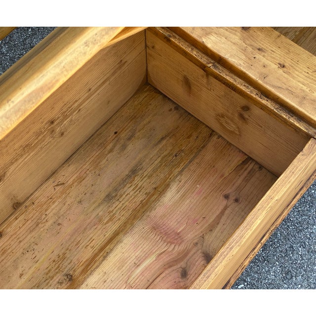 Pine Two Compartment Storage Bench or Settle For Sale - Image 11 of 18