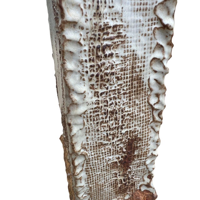 1969 Signed Studio Pottery Vase by L. Magee For Sale - Image 4 of 11