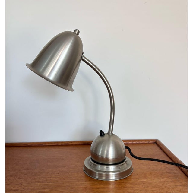Beautiful, rare desk lamp designed by W.H. Gispen for Daalderop KMD (Koninklijke Metaalwaren Fabriek Daalderop) in 1928....