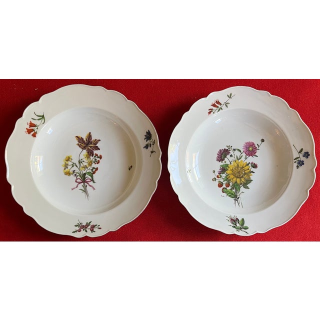 Antique Early 19th Century Italian Ginori a Doccia Porcelain Soup Bowls With Flower Decoration Circa 1815 - Set of 6 For Sale - Image 11 of 16