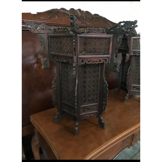 Japanese 1950s Japanese Oriental Wood Lanterns - a Pair For Sale - Image 3 of 5