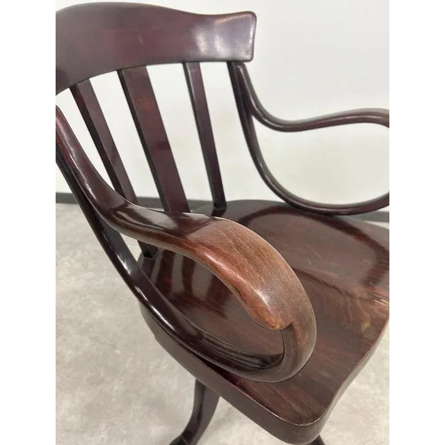 Wood No. 5541 Swivel Chair from Thonet, 1890s For Sale - Image 7 of 11