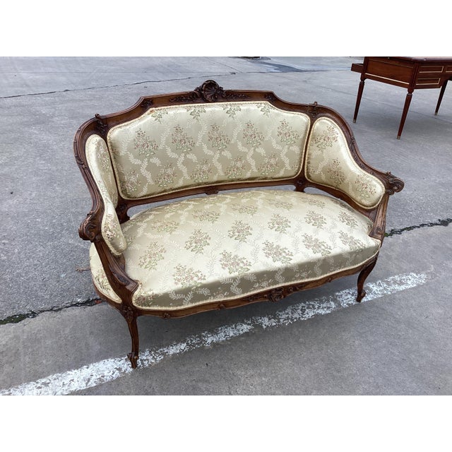 Antique White Elegant French Settee W/ Silk Brocade For Sale - Image 8 of 10