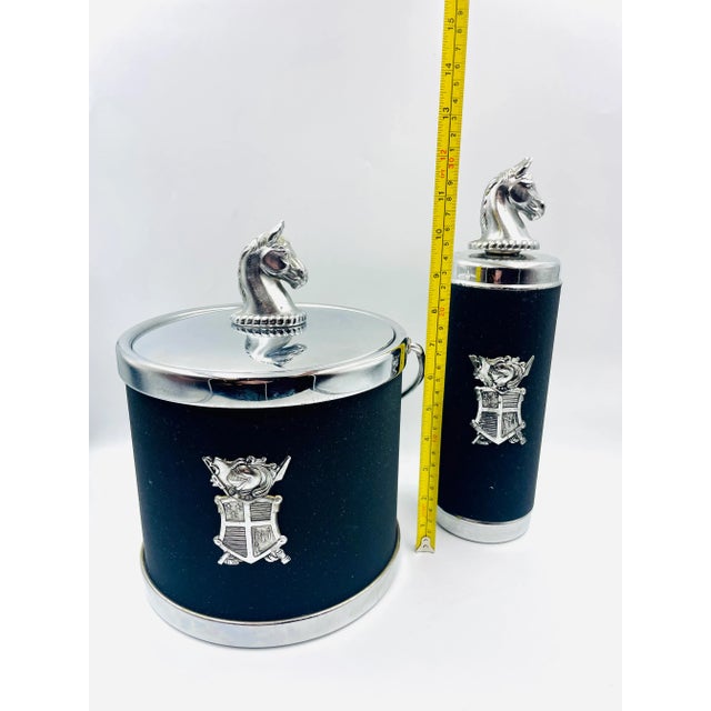 Vintage “Knight in Shining Armor” & Horse Head Ice Bucket & Matching Musical Decanter For Sale - Image 12 of 13