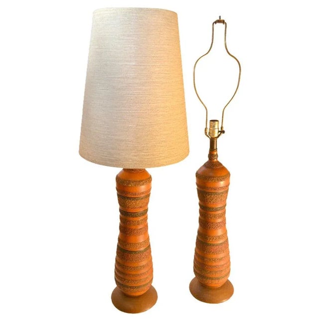 Mid-Century Modern Textured Ceramic Table Lamps in Original Condition - a Pair For Sale - Image 3 of 3