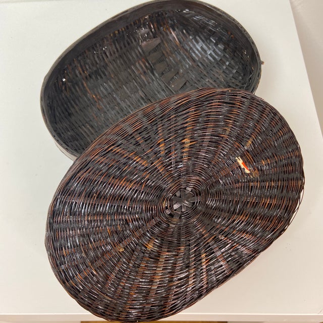 Brown Mid 20th Century Vintage Bug Beetle Bamboo Tiffin Basket – Made in Taiwan For Sale - Image 8 of 10