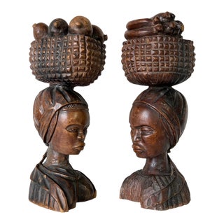 A Pair of Vintage Carved Wooden African Figures With Fruit Basket For Sale