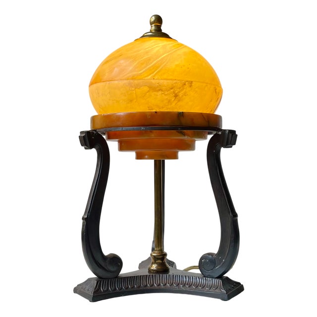 Art Deco Table Lamp in Alabaster and Bronze, 1940s For Sale